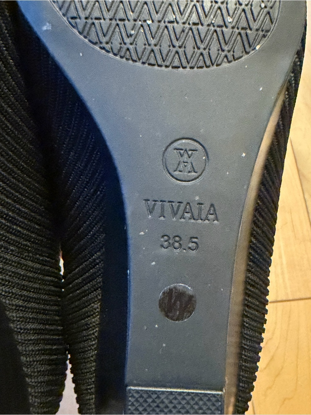 VIVAIA Margot Wedge Pro Black Heels size 38.5 - Picture 9 of 9